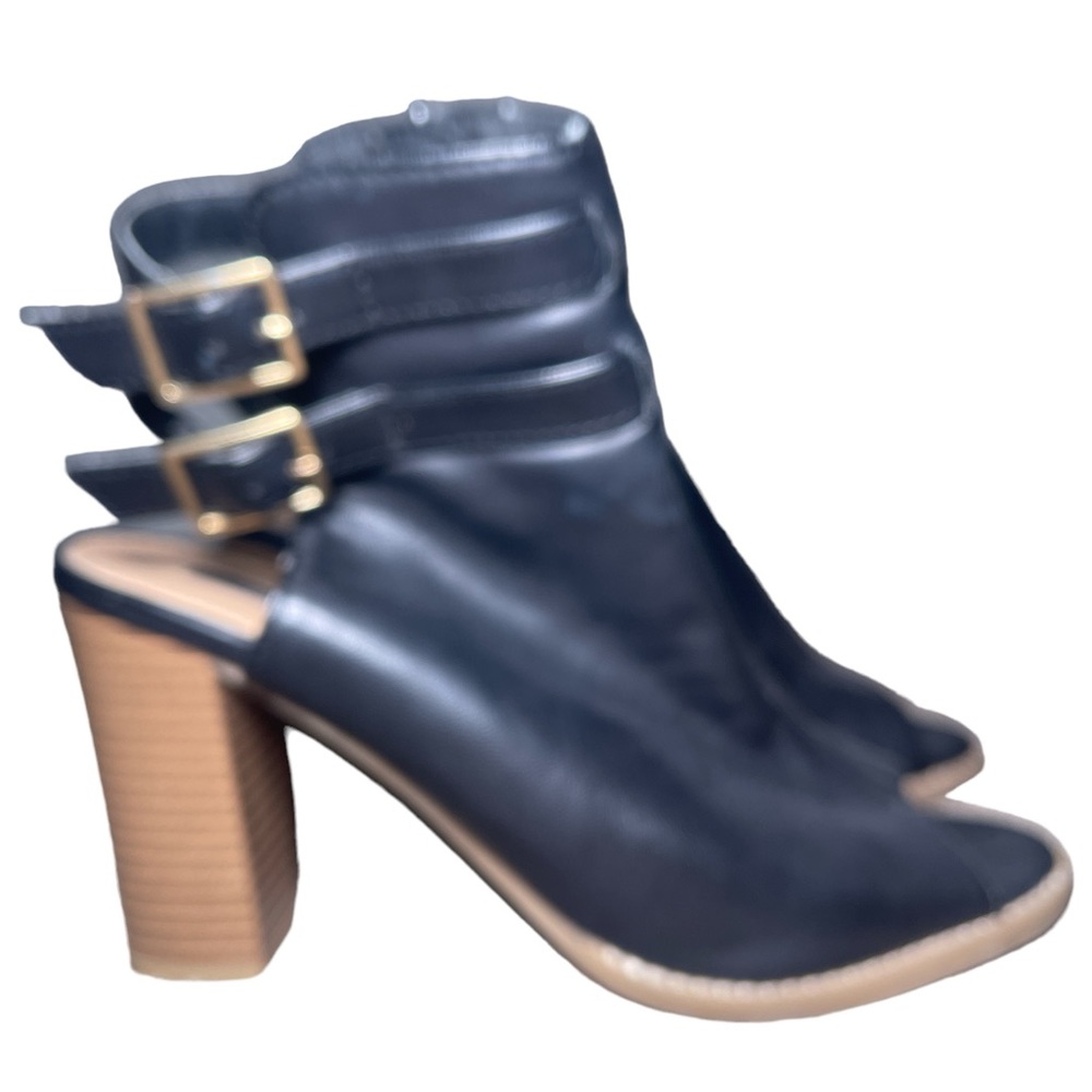 Black peep toe forever 21 bootie